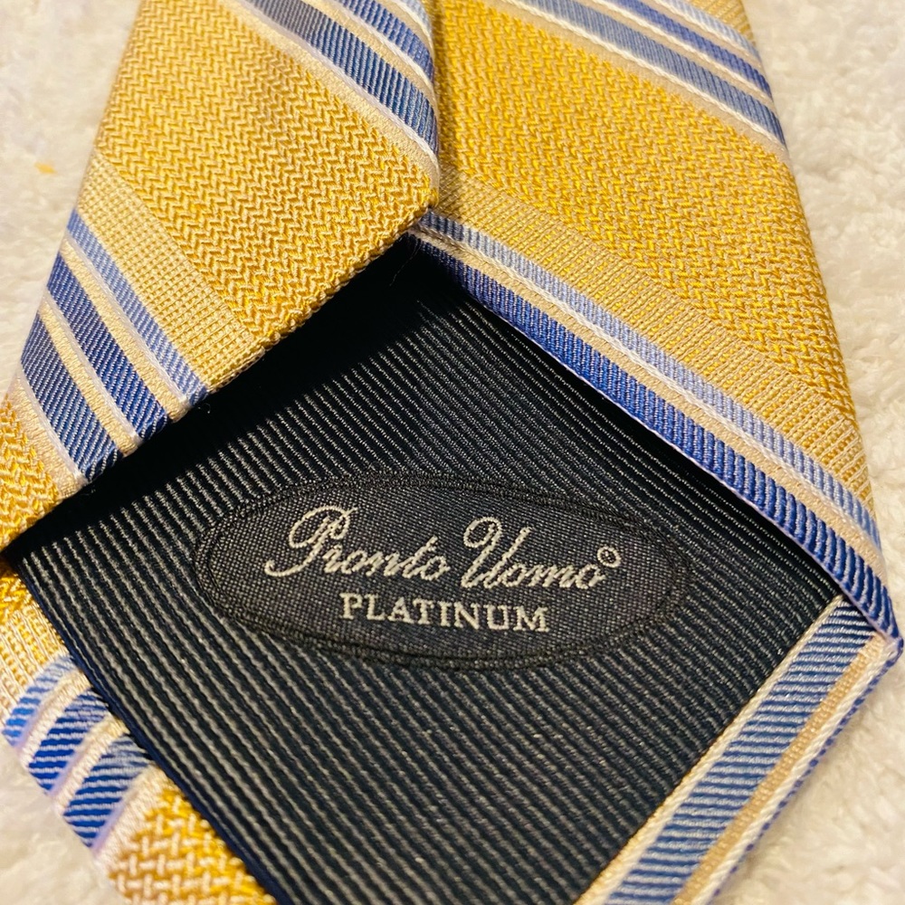 Brand New Trendy Tie By PRONTO UOMO - Picture 3 of 4